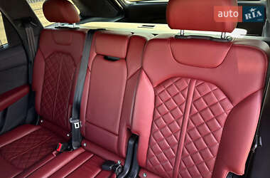 Внедорожник / Кроссовер Audi SQ7 2021 в 