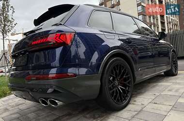 Внедорожник / Кроссовер Audi SQ7 2021 в Киеве