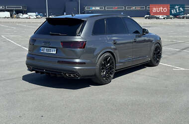 Внедорожник / Кроссовер Audi SQ7 2018 в 