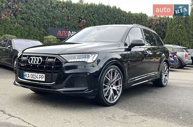 Внедорожник / Кроссовер Audi SQ7 2020 в 