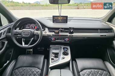 Внедорожник / Кроссовер Audi SQ7 2018 в 