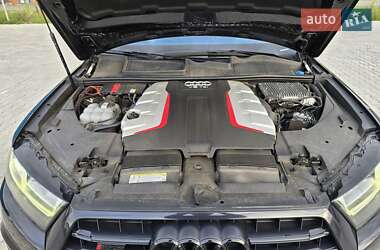 Внедорожник / Кроссовер Audi SQ7 2018 в 