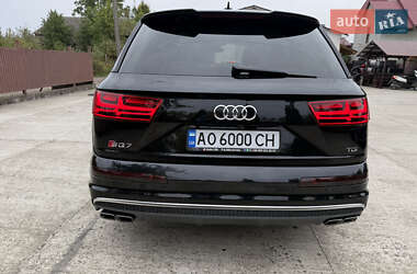 Внедорожник / Кроссовер Audi SQ7 2016 в 