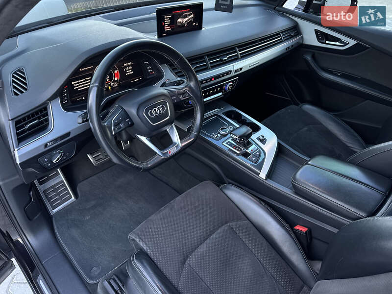 Внедорожник / Кроссовер Audi SQ7 2017 в Мукачево фото 12 Внедорожник / Кроссовер Audi SQ7 2017 в Мукачево
