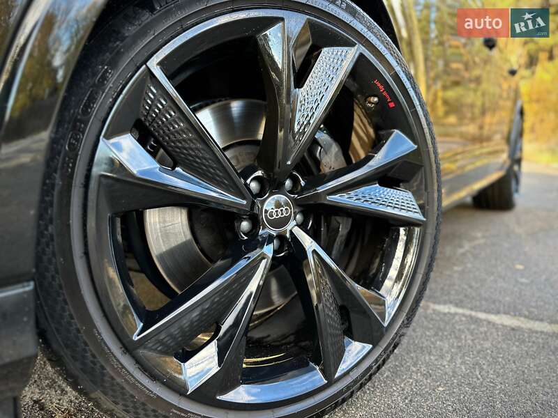 Внедорожник / Кроссовер Audi SQ7 2024 в Киеве