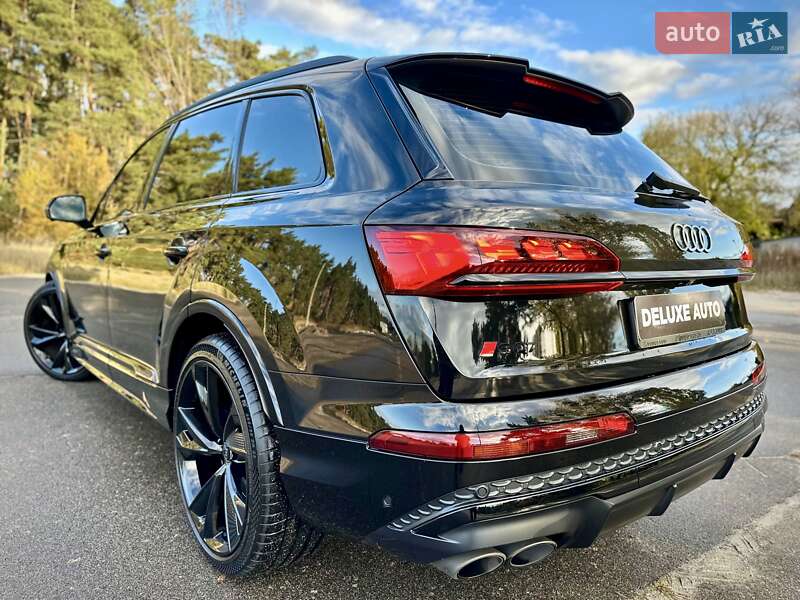 Внедорожник / Кроссовер Audi SQ7 2024 в Киеве