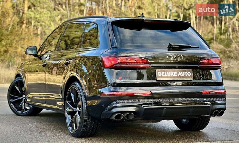 Внедорожник / Кроссовер Audi SQ7 2024 в Киеве