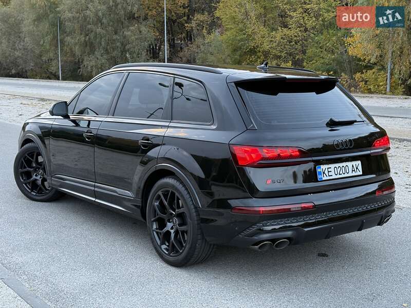 Позашляховик / Кросовер Audi SQ7 2024 в Дніпрі фото 6 Позашляховик / Кросовер Audi SQ7 2024 в Дніпрі