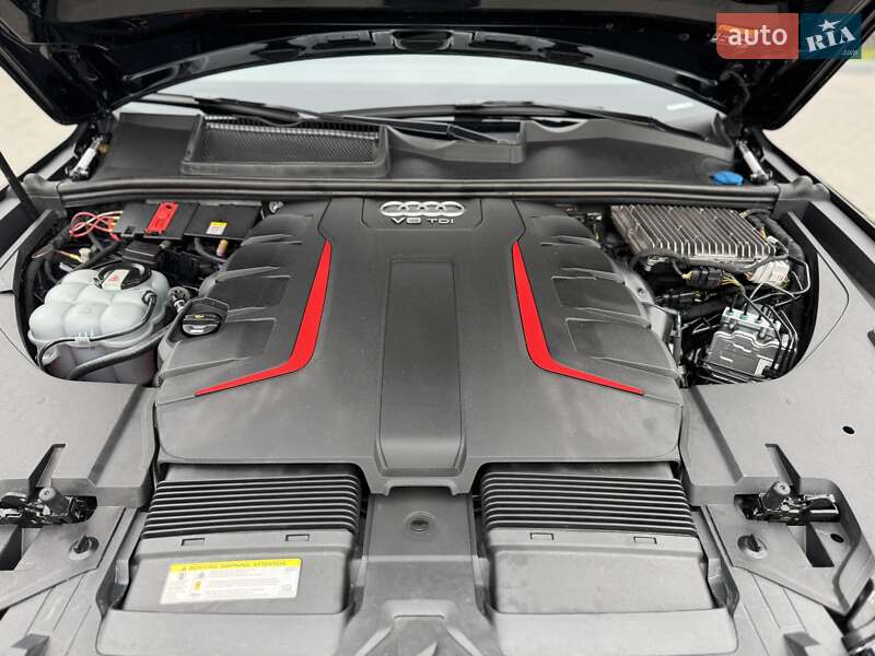Позашляховик / Кросовер Audi SQ7 2019 в Дніпрі