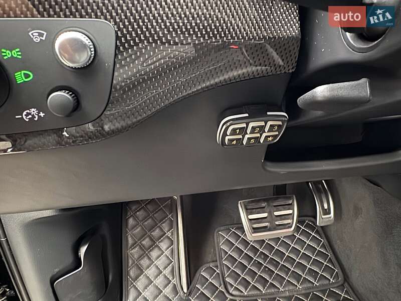 Позашляховик / Кросовер Audi SQ7 2017 в Києві фото 43 Позашляховик / Кросовер Audi SQ7 2017 в Києві