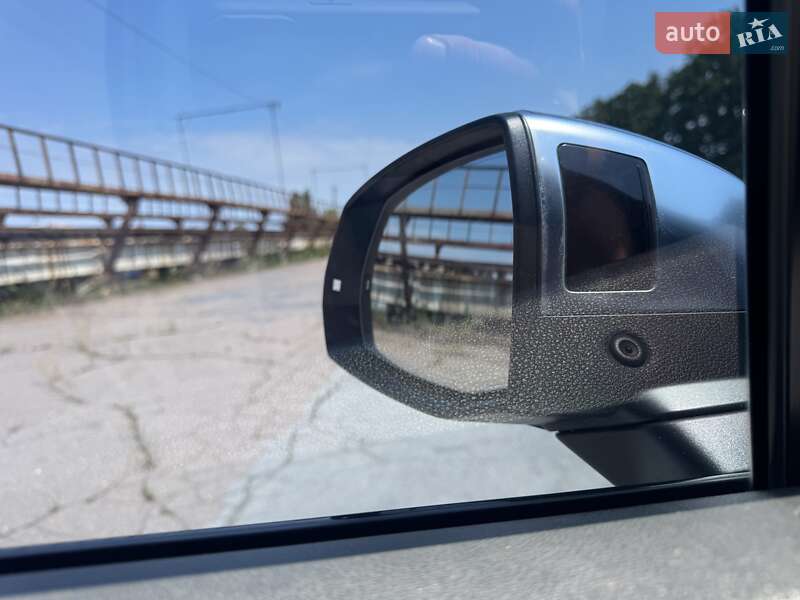 Позашляховик / Кросовер Audi SQ7 2017 в Києві