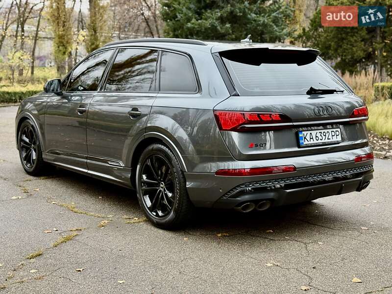 Позашляховик / Кросовер Audi SQ7 2024 в Києві