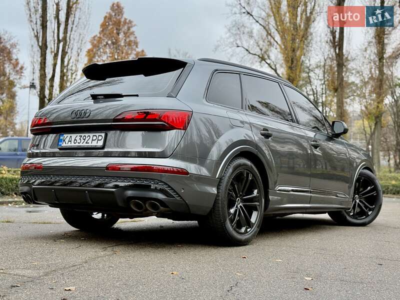 Позашляховик / Кросовер Audi SQ7 2024 в Києві
