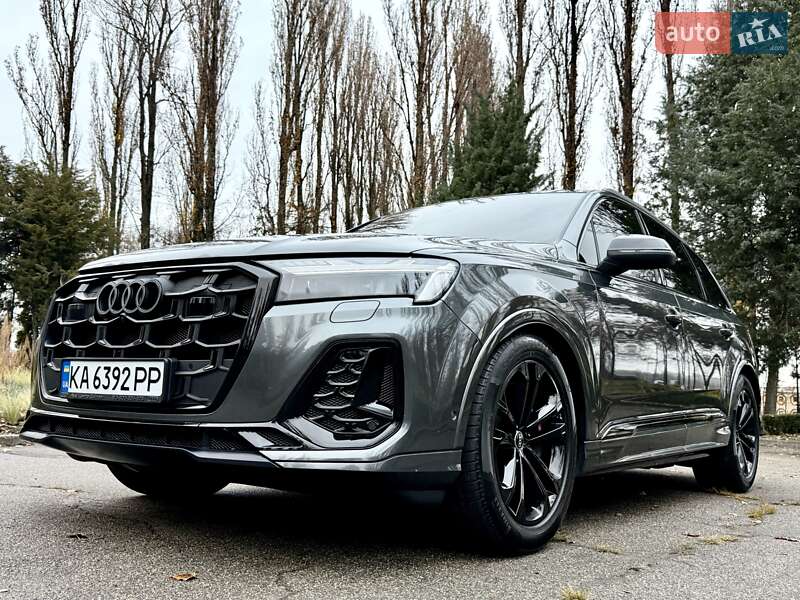 Позашляховик / Кросовер Audi SQ7 2024 в Києві
