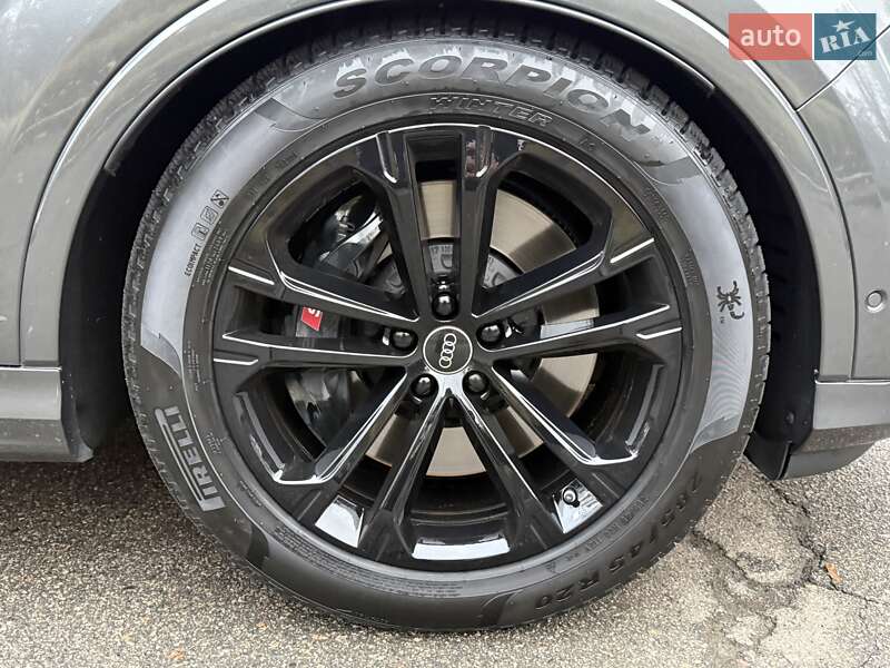 Позашляховик / Кросовер Audi SQ7 2024 в Києві