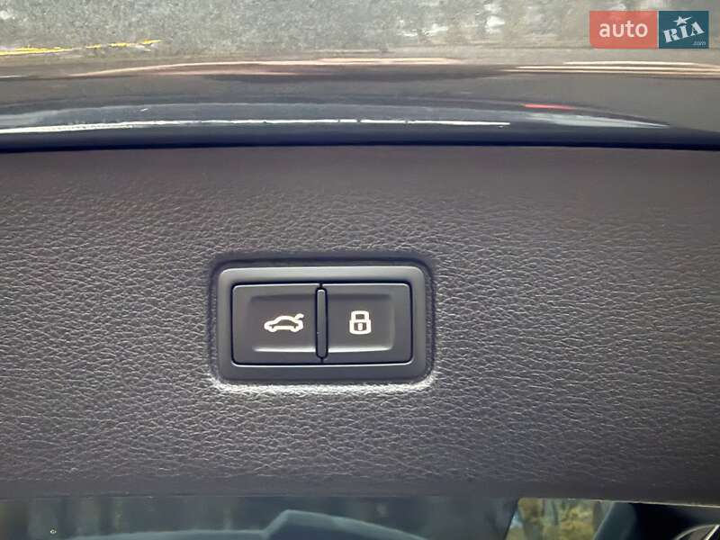 Позашляховик / Кросовер Audi SQ7 2024 в Києві