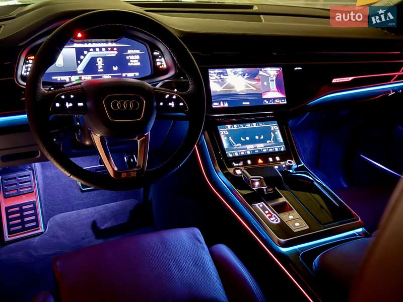 Позашляховик / Кросовер Audi SQ7 2024 в Києві