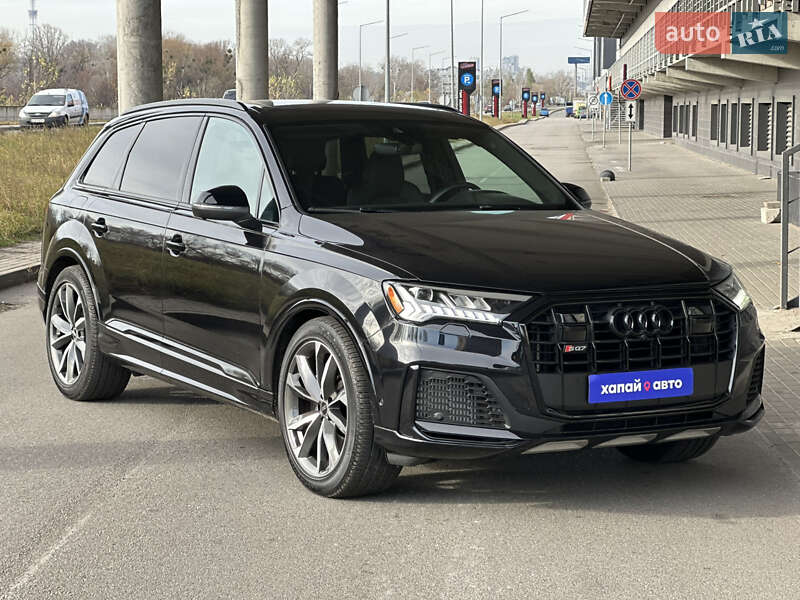 Позашляховик / Кросовер Audi SQ7 2020 в Києві