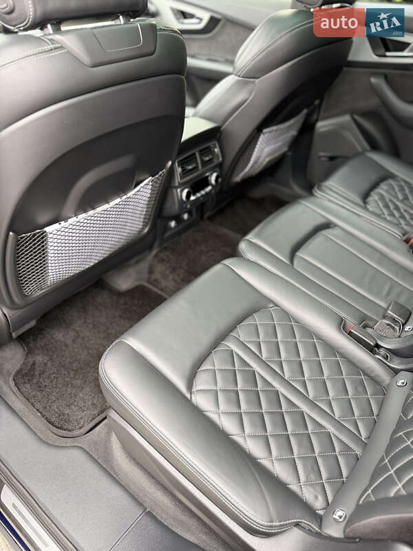 Позашляховик / Кросовер Audi SQ7 2018 в Дніпрі фото 25 Позашляховик / Кросовер Audi SQ7 2018 в Дніпрі