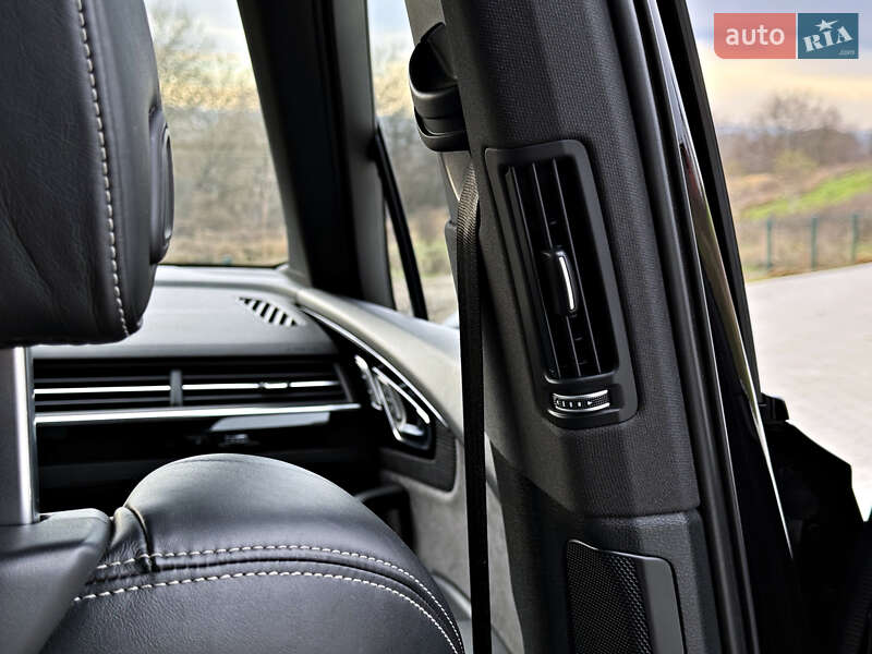 Внедорожник / Кроссовер Audi SQ7 2018 в Черновцах фото 20 Внедорожник / Кроссовер Audi SQ7 2018 в Черновцах