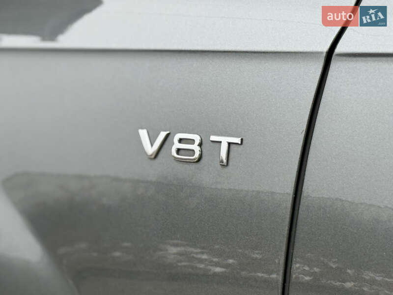 Позашляховик / Кросовер Audi SQ7 2017 в Стрию