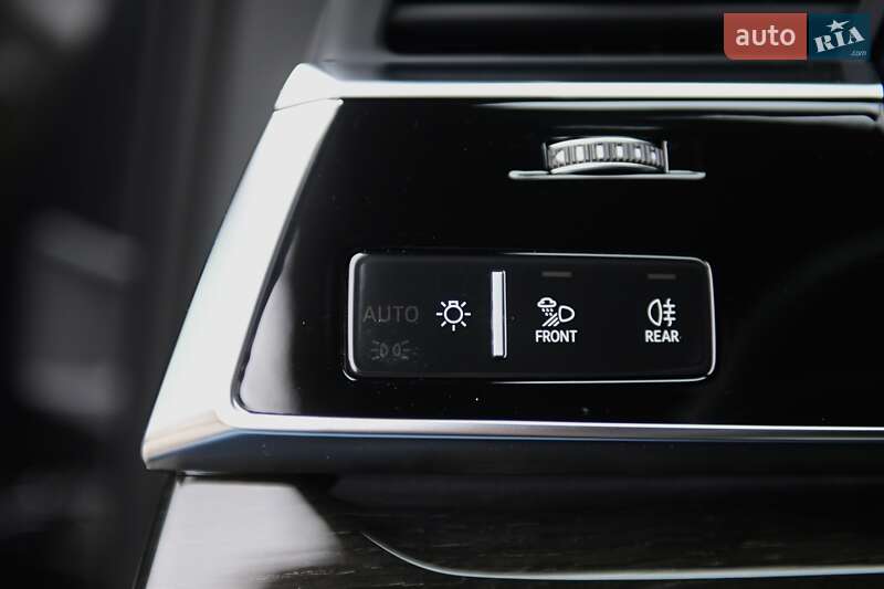 Внедорожник / Кроссовер Audi SQ7 2024 в Одессе