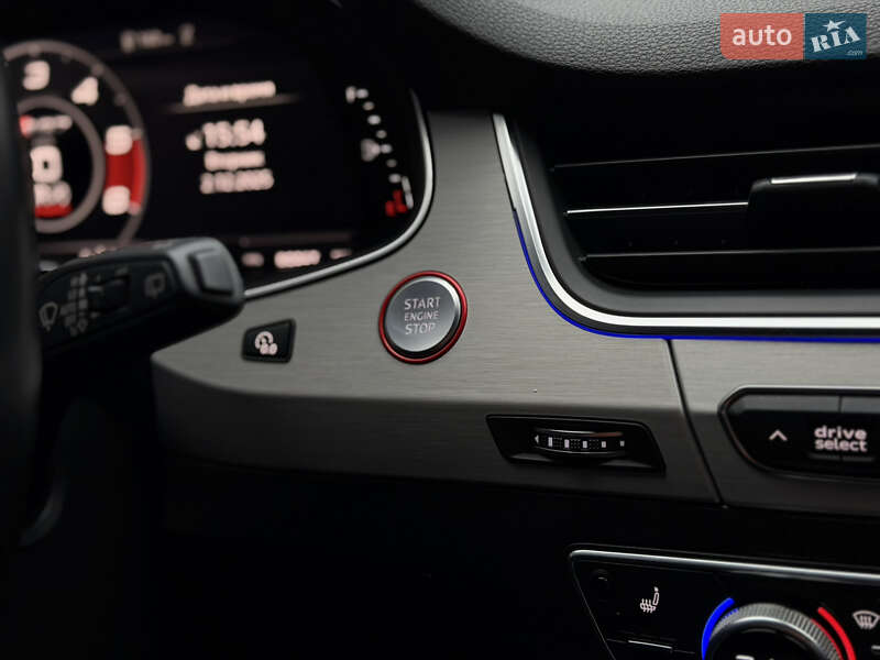 Внедорожник / Кроссовер Audi SQ7 2017 в Киеве фото 50 Внедорожник / Кроссовер Audi SQ7 2017 в Киеве