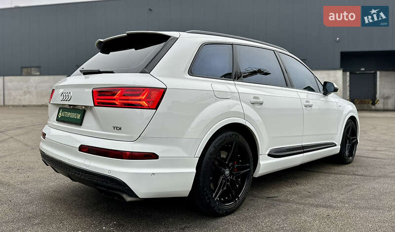 Внедорожник / Кроссовер Audi SQ7 2017 в Киеве фото 11 Внедорожник / Кроссовер Audi SQ7 2017 в Киеве