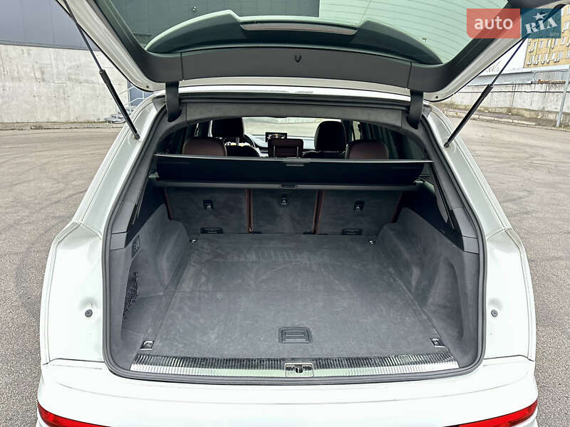 Внедорожник / Кроссовер Audi SQ7 2017 в Киеве фото 55 Внедорожник / Кроссовер Audi SQ7 2017 в Киеве