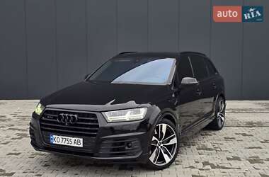 Внедорожник / Кроссовер Audi SQ7 2018 в Мукачево