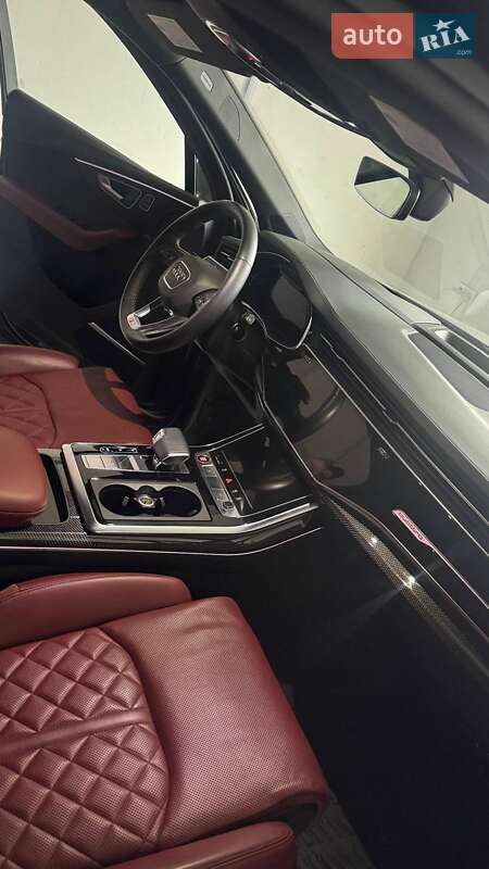 Внедорожник / Кроссовер Audi SQ7 2020 в Киеве фото 6 Внедорожник / Кроссовер Audi SQ7 2020 в Киеве