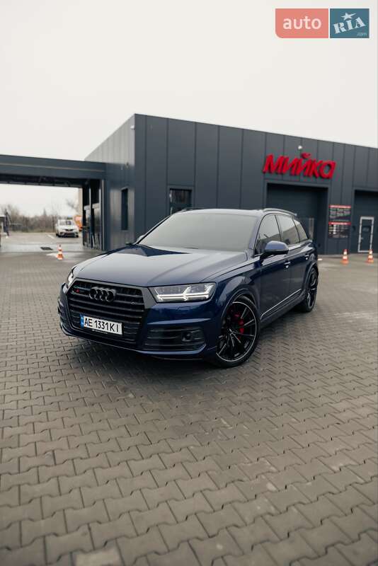 Позашляховик / Кросовер Audi SQ7 2019 в Кривому Розі