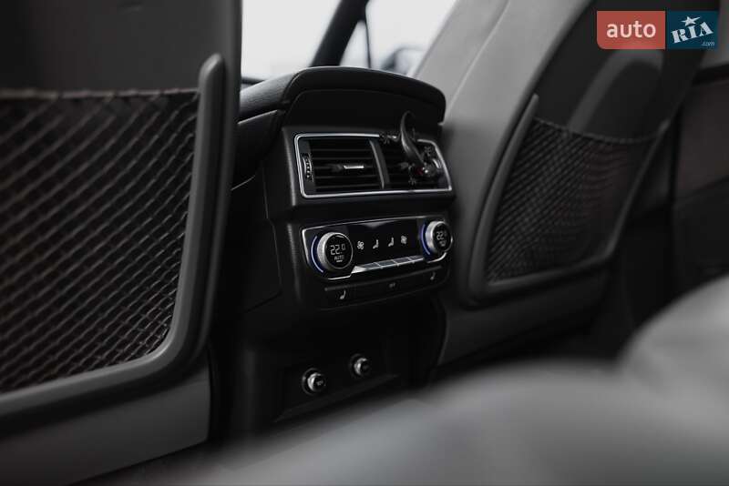 Внедорожник / Кроссовер Audi SQ7 2019 в Кривом Роге