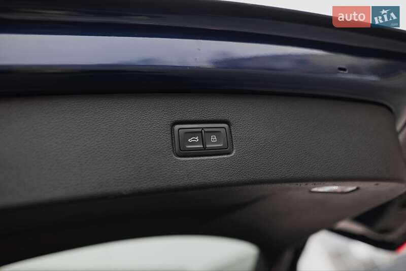 Внедорожник / Кроссовер Audi SQ7 2019 в Кривом Роге