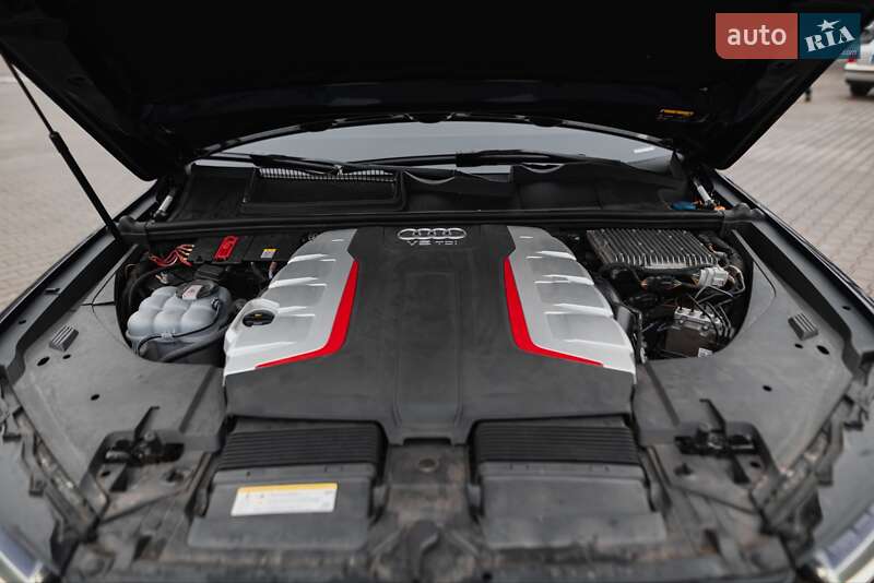 Позашляховик / Кросовер Audi SQ7 2019 в Кривому Розі