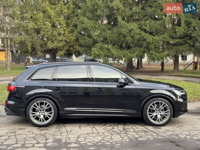 Внедорожник / Кроссовер Audi SQ7 2019 в Ровно