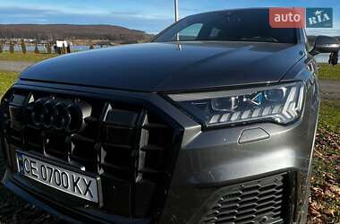 Позашляховик / Кросовер Audi SQ7 2022 в Чернівцях