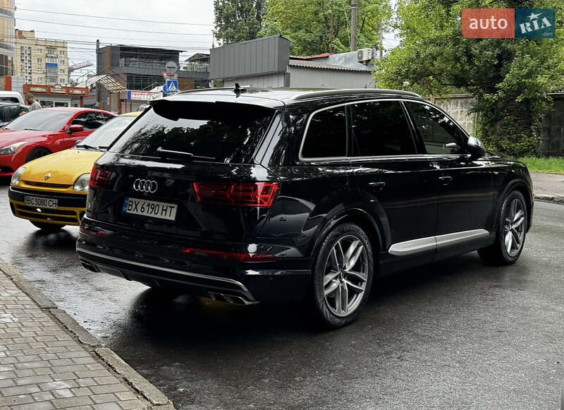 Позашляховик / Кросовер Audi SQ7 2018 в Хмельницькому фото 2 Позашляховик / Кросовер Audi SQ7 2018 в Хмельницькому