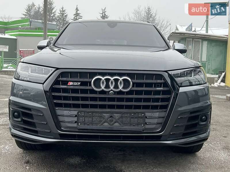 Позашляховик / Кросовер Audi SQ7 2017 в Вінниці