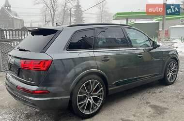 Позашляховик / Кросовер Audi SQ7 2017 в Вінниці