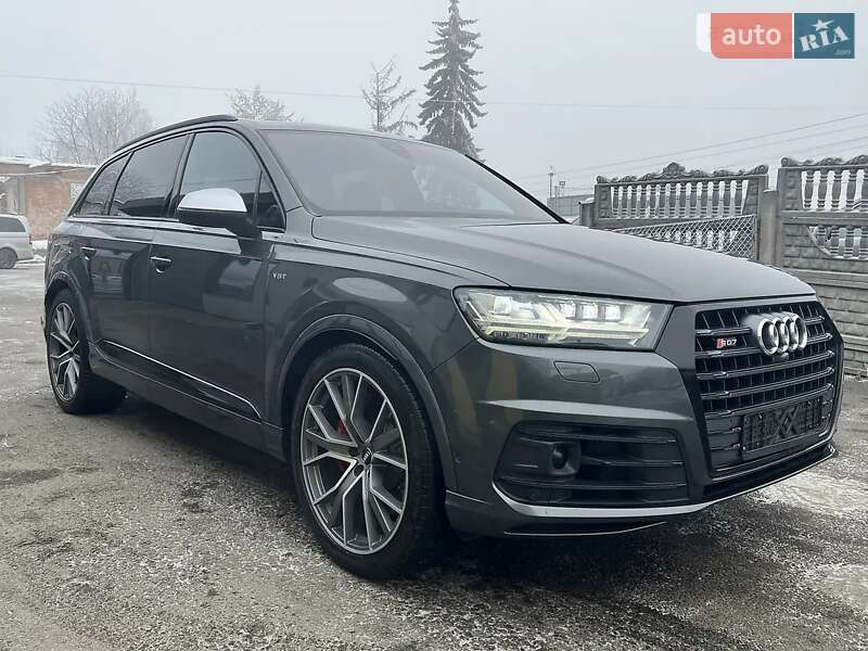 Позашляховик / Кросовер Audi SQ7 2017 в Вінниці