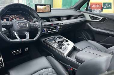 Позашляховик / Кросовер Audi SQ7 2017 в Вінниці