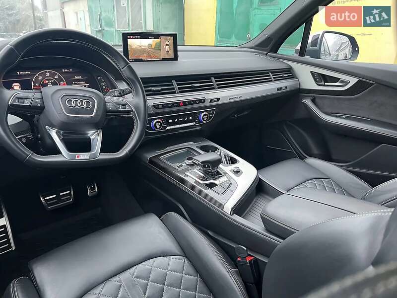 Позашляховик / Кросовер Audi SQ7 2017 в Вінниці
