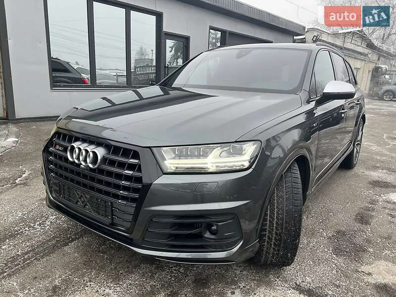 Позашляховик / Кросовер Audi SQ7 2017 в Вінниці