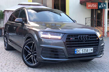 Внедорожник / Кроссовер Audi SQ7 2017 в Трускавце