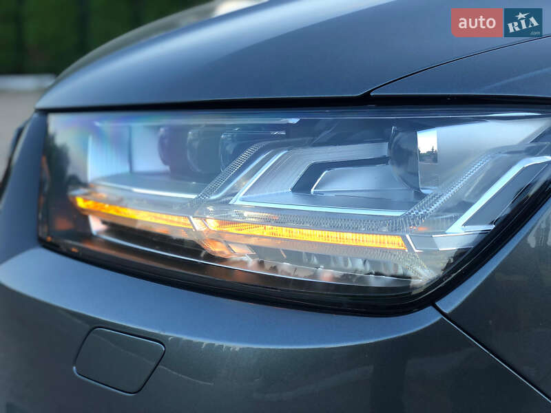 Внедорожник / Кроссовер Audi SQ7 2017 в Трускавце