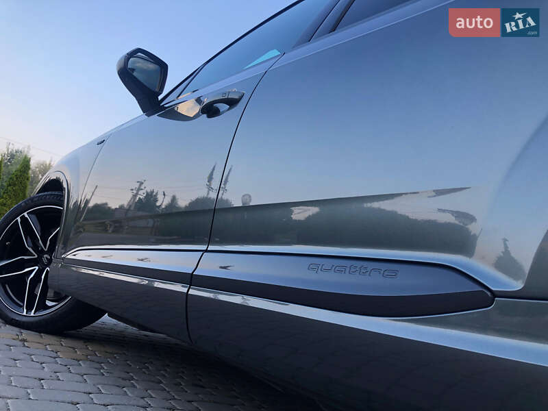 Внедорожник / Кроссовер Audi SQ7 2017 в Трускавце