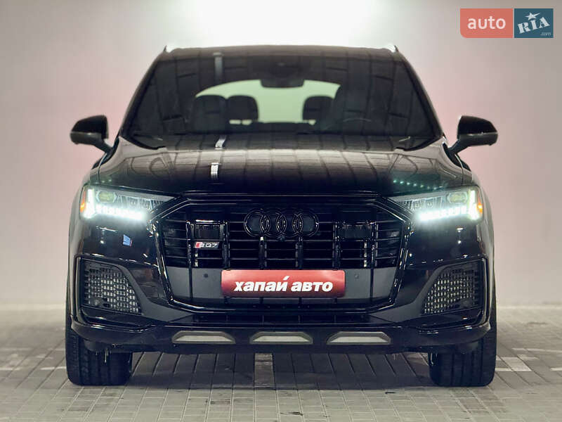 Внедорожник / Кроссовер Audi SQ7 2020 в Киеве