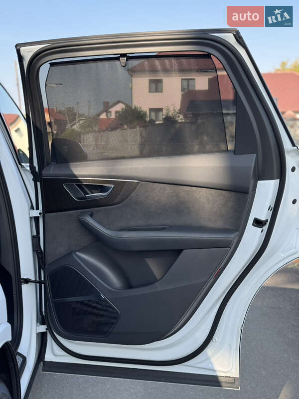 Позашляховик / Кросовер Audi SQ7 2021 в Коломиї