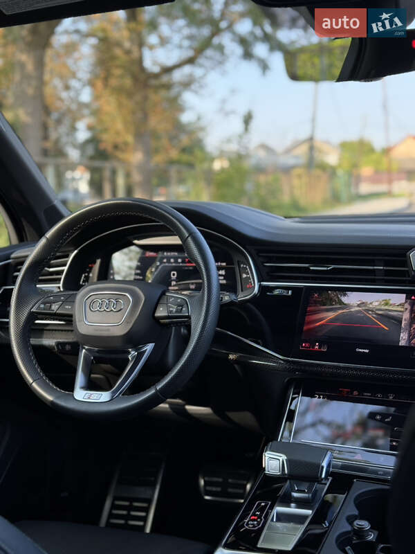 Позашляховик / Кросовер Audi SQ7 2021 в Коломиї